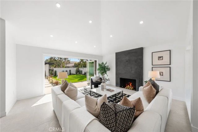 19741 Quiet Bay, Huntington Beach, CA 92648