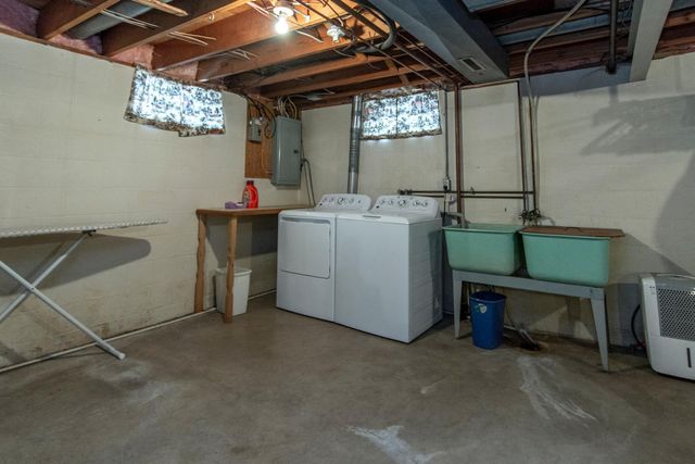 1218 7th Avenue NE, Brainerd, MN 56401