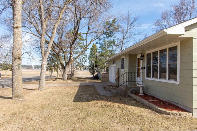 1218 7th Avenue NE, Brainerd, MN 56401