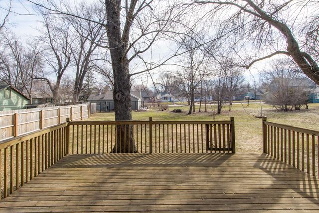 1218 7th Avenue NE, Brainerd, MN 56401