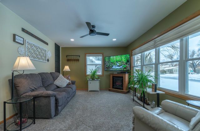 1218 7th Avenue NE, Brainerd, MN 56401