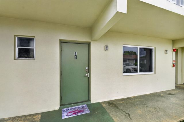 658 NE 6TH Court E E, Boynton Beach, FL 33435