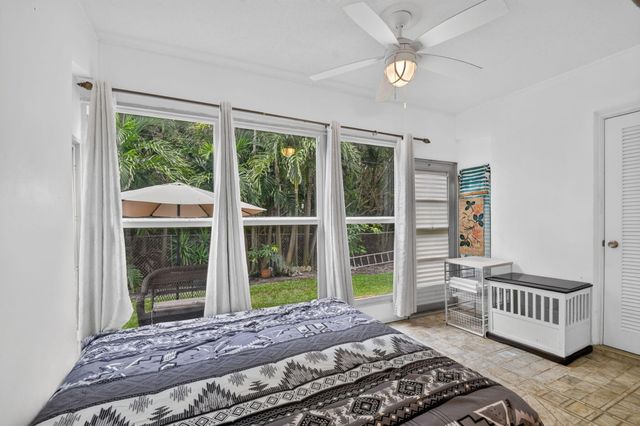658 NE 6TH Court E E, Boynton Beach, FL 33435
