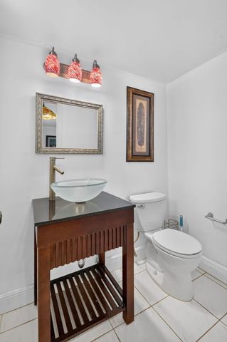 658 NE 6TH Court E E, Boynton Beach, FL 33435