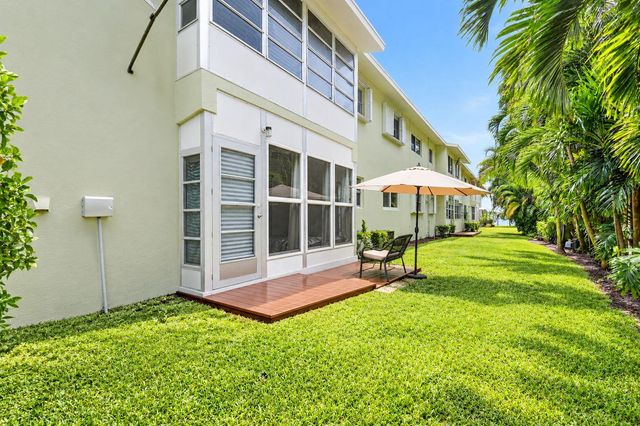 658 NE 6TH Court E E, Boynton Beach, FL 33435
