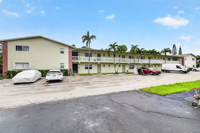 658 NE 6TH Court E E, Boynton Beach, FL 33435