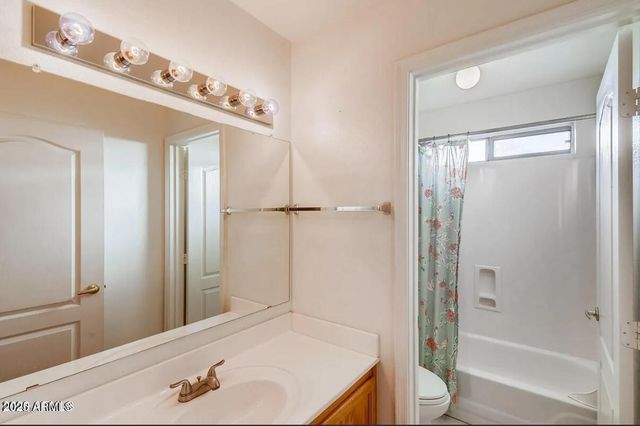 17640 N 17TH Street N, Phoenix, AZ 85022