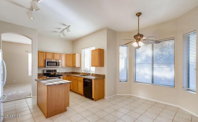 17640 N 17TH Street N, Phoenix, AZ 85022