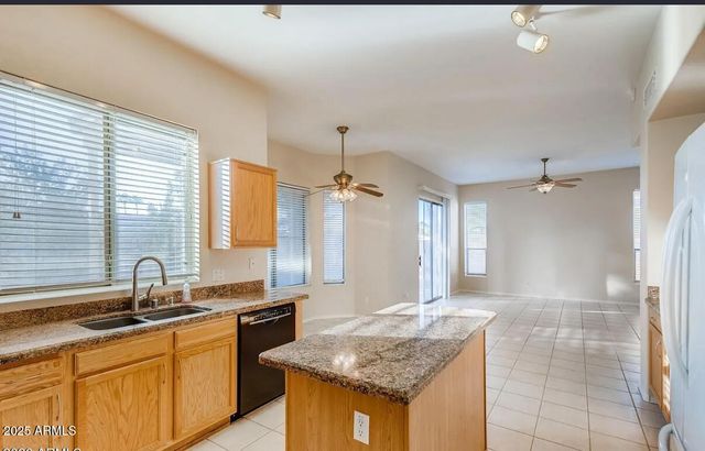 17640 N 17TH Street N, Phoenix, AZ 85022