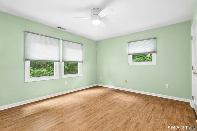 41 Greystone 41, Shelton, CT 06484