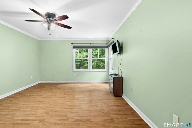 41 Greystone 41, Shelton, CT 06484