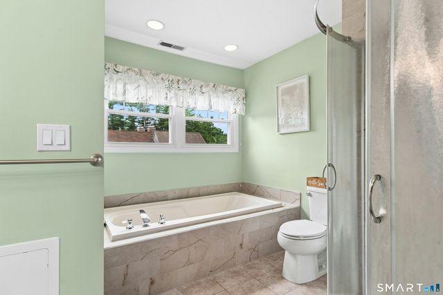 41 Greystone 41, Shelton, CT 06484