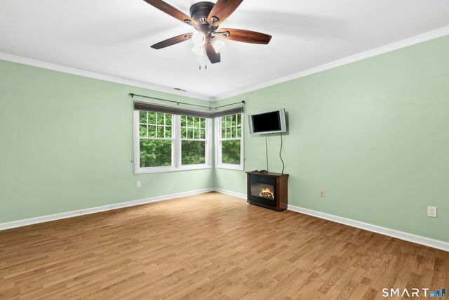 41 Greystone 41, Shelton, CT 06484