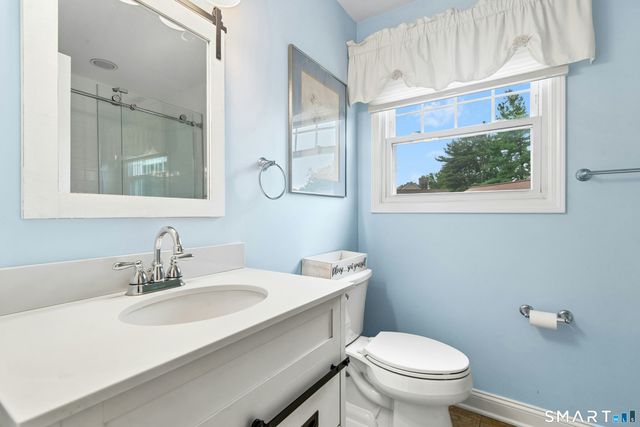 41 Greystone 41, Shelton, CT 06484