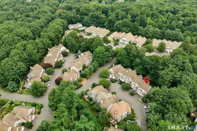 41 Greystone 41, Shelton, CT 06484