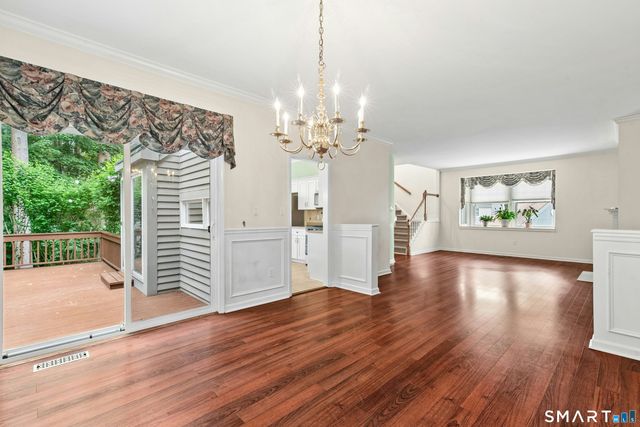 41 Greystone 41, Shelton, CT 06484