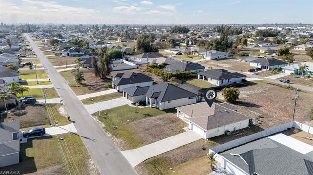 1707 SW 3rd ST, Cape Coral, FL 33991