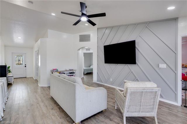 1707 SW 3rd ST, Cape Coral, FL 33991