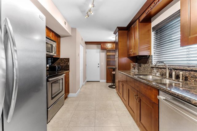 6300 NW 2nd Avenue 201, Boca Raton, FL 33487