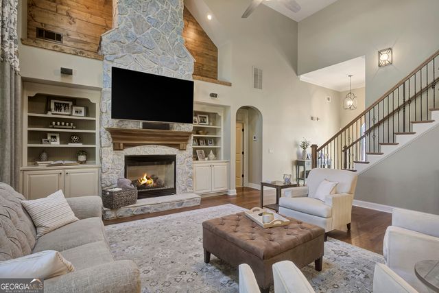 71 Saddleback Ledge Way, Sharpsburg, GA 30277