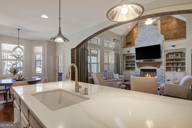 71 Saddleback Ledge Way, Sharpsburg, GA 30277