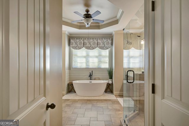 71 Saddleback Ledge Way, Sharpsburg, GA 30277