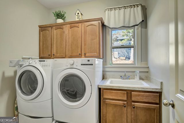 71 Saddleback Ledge Way, Sharpsburg, GA 30277