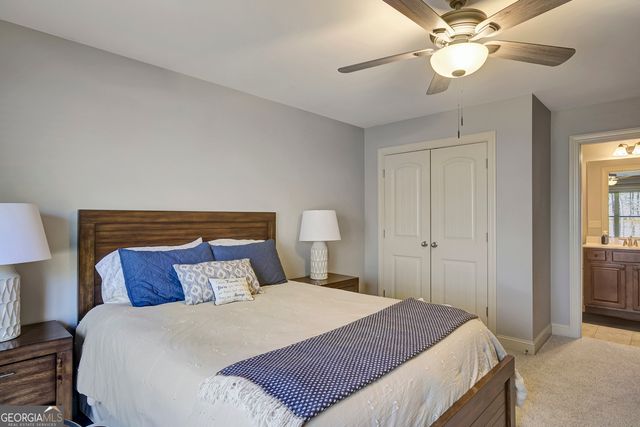 71 Saddleback Ledge Way, Sharpsburg, GA 30277