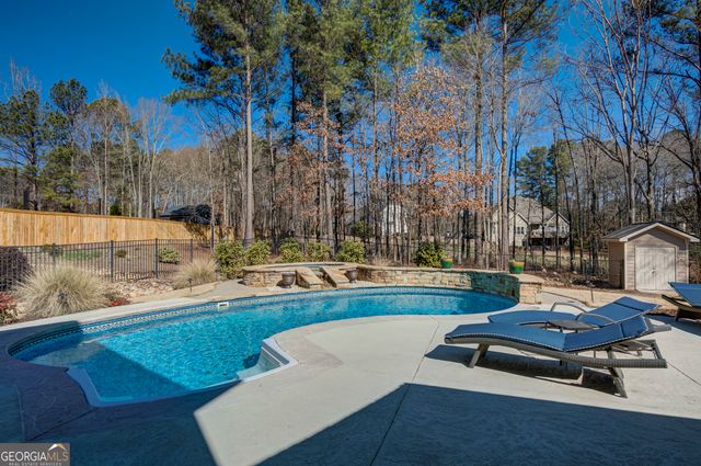 71 Saddleback Ledge Way, Sharpsburg, GA 30277