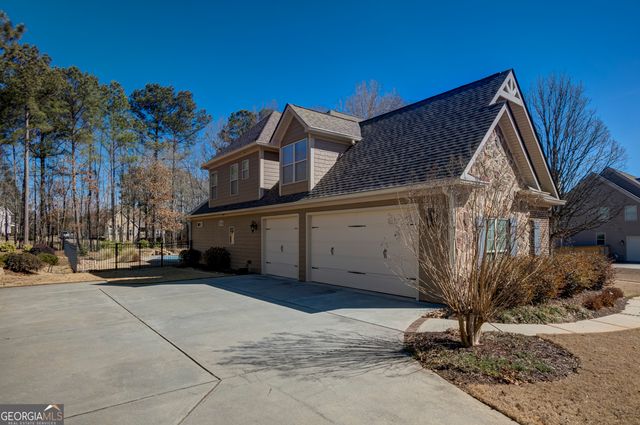 71 Saddleback Ledge Way, Sharpsburg, GA 30277