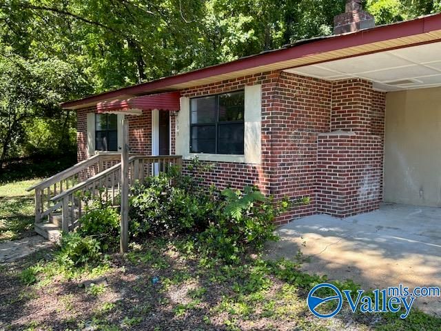 303 Cromwell Avenue, Gadsden, AL 35903