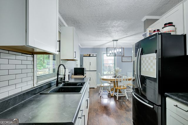 133 Davis Road, Barnesville, GA 30204