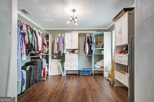 133 Davis Road, Barnesville, GA 30204