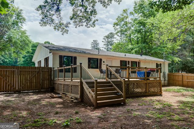 133 Davis Road, Barnesville, GA 30204