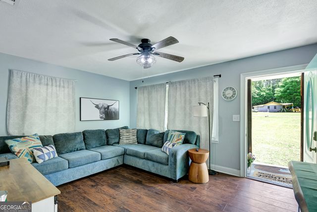 133 Davis Road, Barnesville, GA 30204