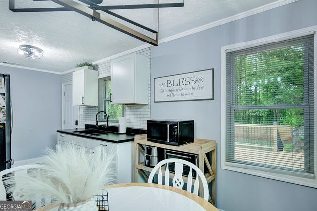 133 Davis Road, Barnesville, GA 30204