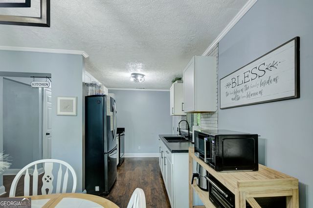 133 Davis Road, Barnesville, GA 30204