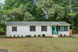 133 Davis Road, Barnesville, GA 30204