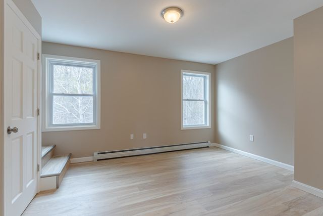 60 Charles Street, Farmington, NH 03835