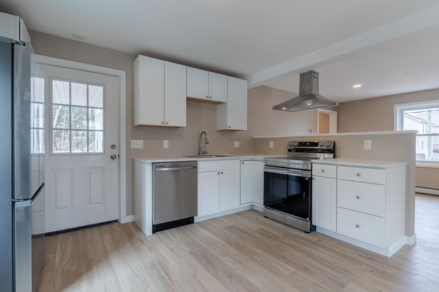 60 Charles Street, Farmington, NH 03835