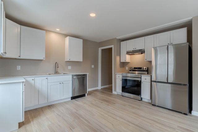 60 Charles Street, Farmington, NH 03835