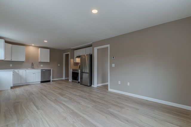 60 Charles Street, Farmington, NH 03835