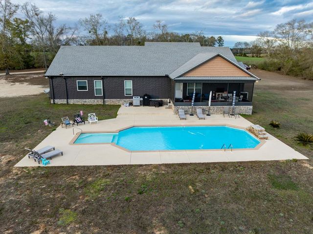 187 Jack Tindell Road, Hartford, AL 36344