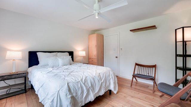 6795 CHAPEL RD, New Hope, PA 18938