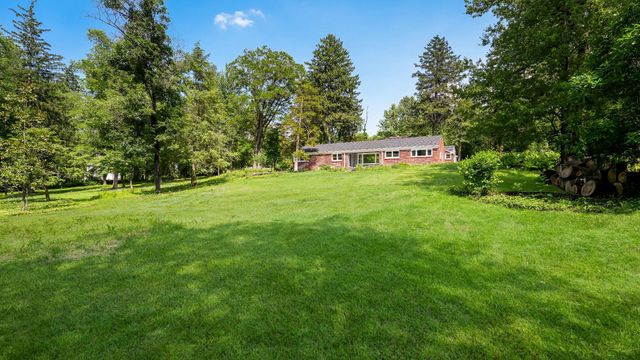 6795 CHAPEL RD, New Hope, PA 18938