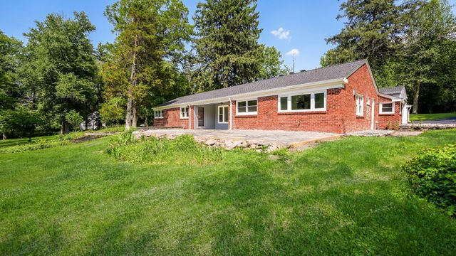 6795 CHAPEL RD, New Hope, PA 18938