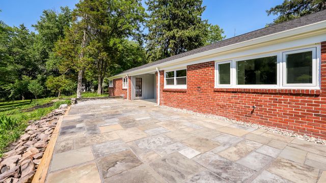 6795 CHAPEL RD, New Hope, PA 18938