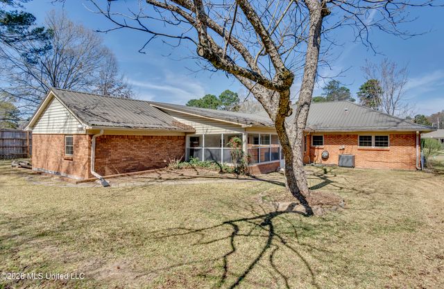 283 Patton Drive, Pearl, MS 39208