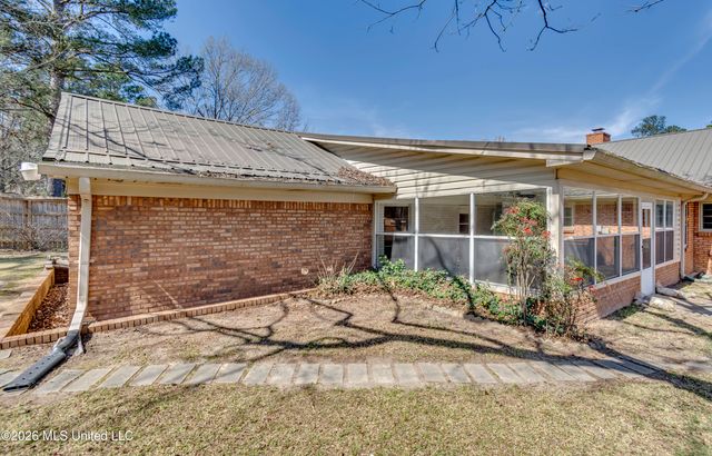283 Patton Drive, Pearl, MS 39208