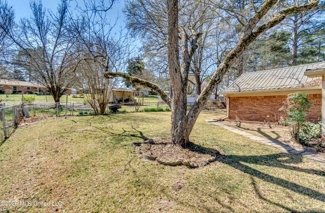 283 Patton Drive, Pearl, MS 39208